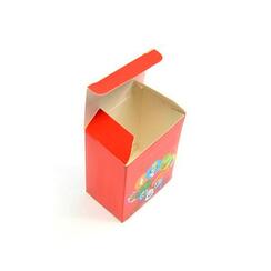 Склейка ламинированных коробок